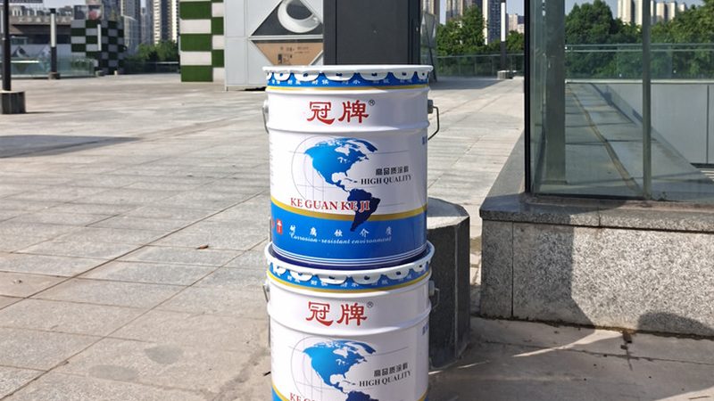 车库地坪漆与自流平：性能对比与适用场景分析**